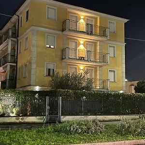 apartment-il-fiore.it-lombardy.com/