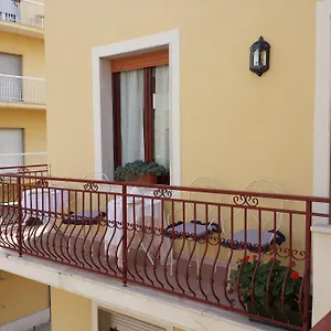  Apartment Candida's House Italy